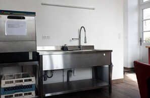 Interior - Holiday Home 'Sacré Gite - 15 Guests' with Private Terrace, Shared Garden & Wi-Fi (Les Hauts-d'Anjou)