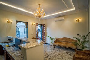 Lobby - UDAISA - The Luxury Art (Udaipur)