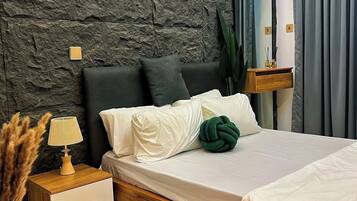 Deluxe Apartment, Balcony, City View