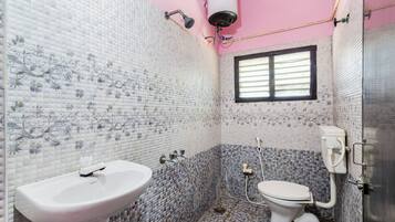 Chambre Double Deluxe | Salle de bain