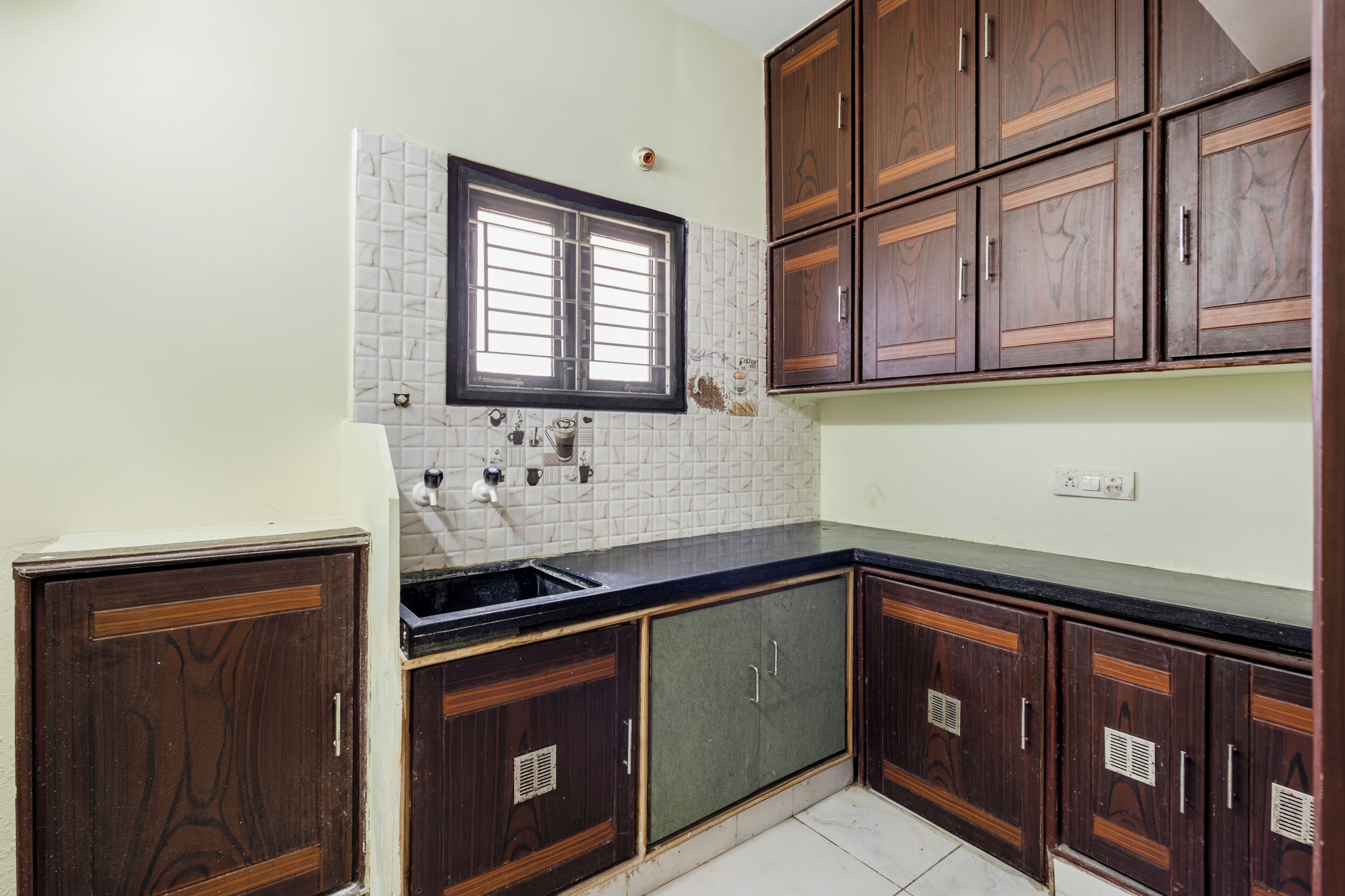 Classic Twin Room | Private kitchen