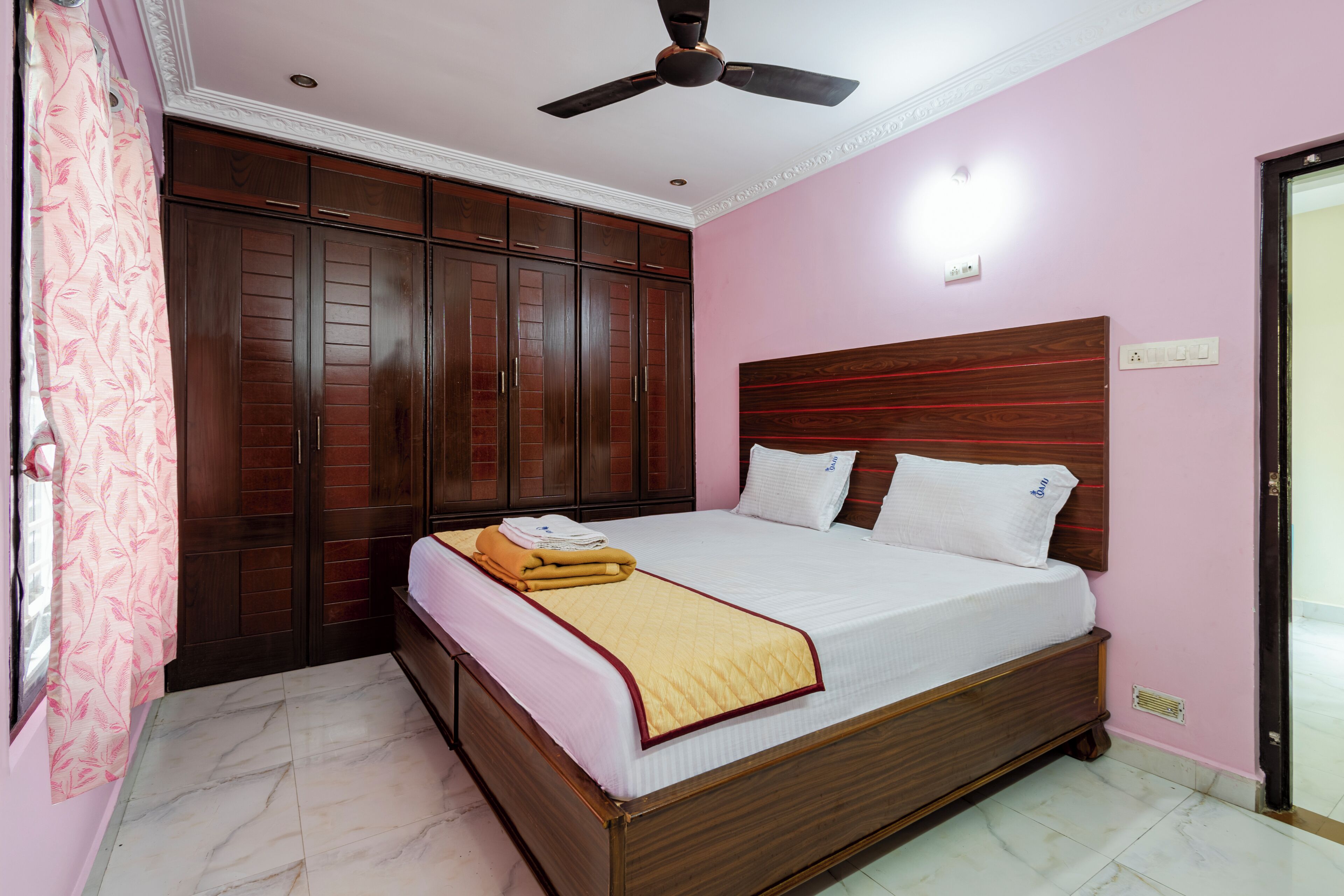 Chambre Double Deluxe | Bureau, Wi-Fi gratuit, draps fournis
