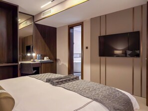 Departamento Premier, vista al parque | Escritorio, espacio para trabajar con laptop y wifi gratis