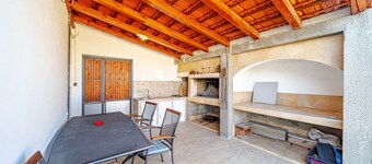 House Pelegrin with pool by Villas Guide