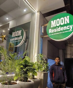 Front of property - hotel moon residency (New Delhi)