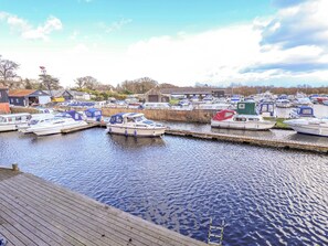 Marina - Grebe Cottage (Norwich)
