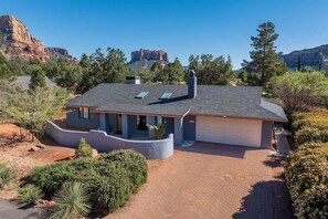 Exterior - Beautiful Bright Airy Home w/ Hot Tub by Chapel of (Sedona)