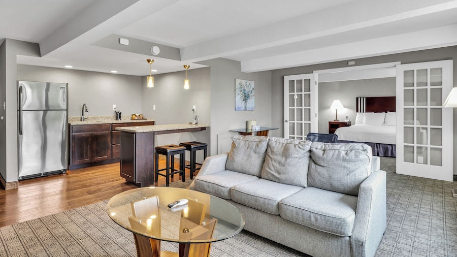 Red Lion Inn & Suites Urbana