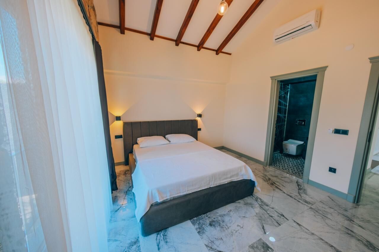 デラックス ヴィラ 4 ベッドルーム ラナイ