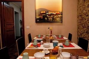 Interior - Napolicentrico (Naples)