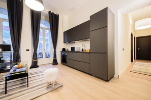 Interior - Apt503a (Naples)