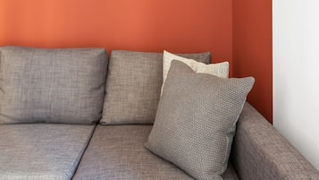 Apartment (2 Bedrooms) | Wohnbereich