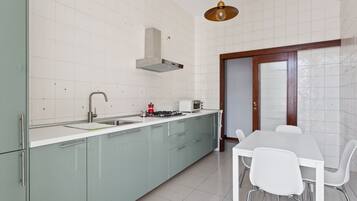 Apartment (2 Bedrooms) | Eigene Küche