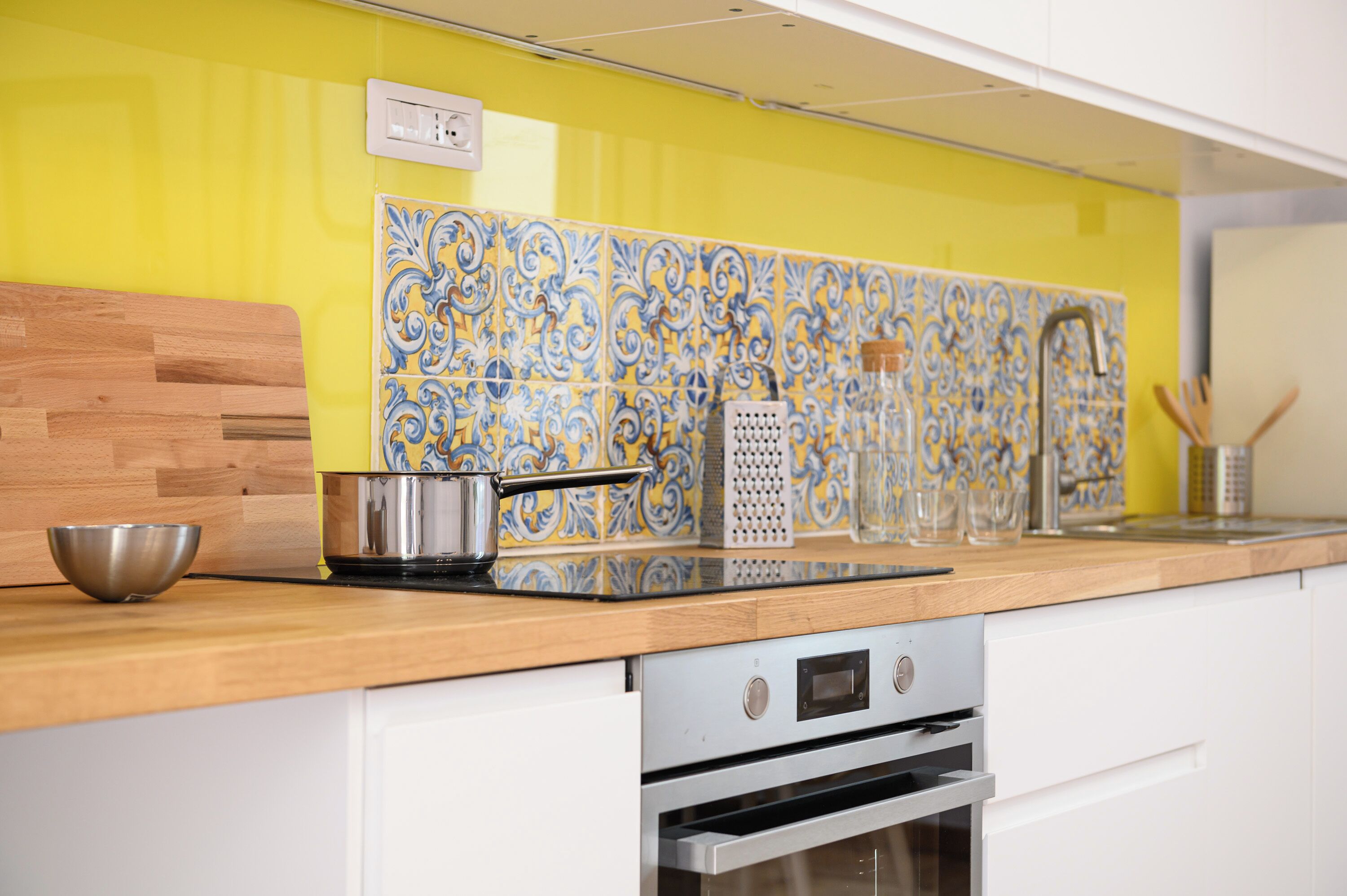 Apartment (1 Bedroom) | Private kitchen
