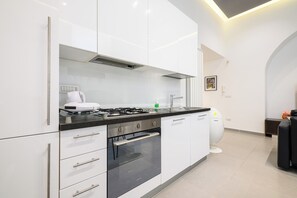 Interior - Via Morghen 63 (Naples)