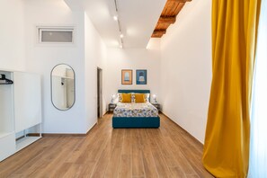 Interior - Il Vicoletto Maiorani 39 (Naples)