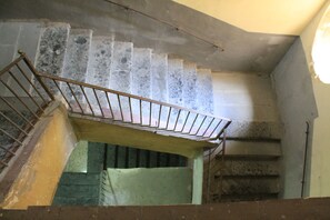 Interior - Il Vicoletto Maiorani 39 (Naples)