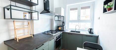 Apartment (2 Bedrooms) | Private kitchen
