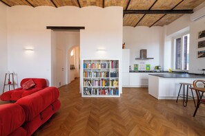 Interior - Boho 202 (Rome)