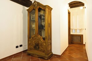 Interior - Domus Lxvii Monti (Rome)