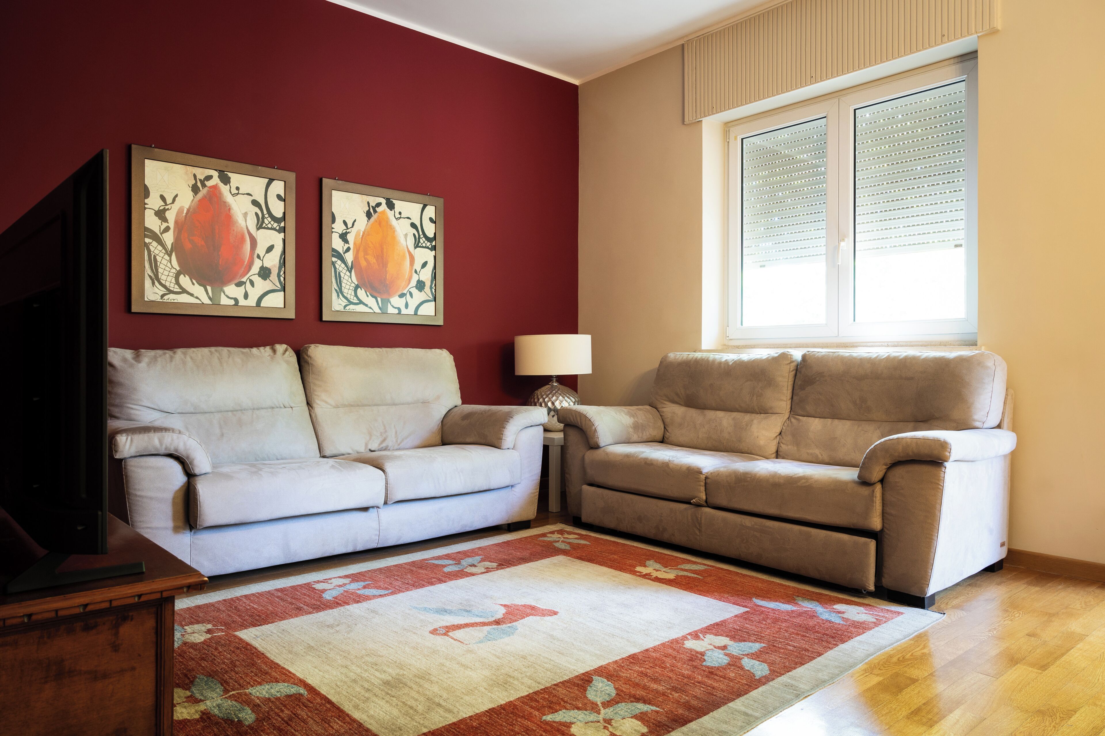 Appartement (2 Bedrooms) | Coin séjour | TV connectée de 32 pouces avec chaînes par câble