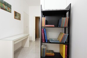 Unclassified image, 4 of 54, button - Civico 79 (Naples)