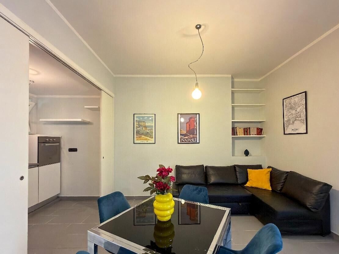Apartment (2 Bedrooms) | Living area
