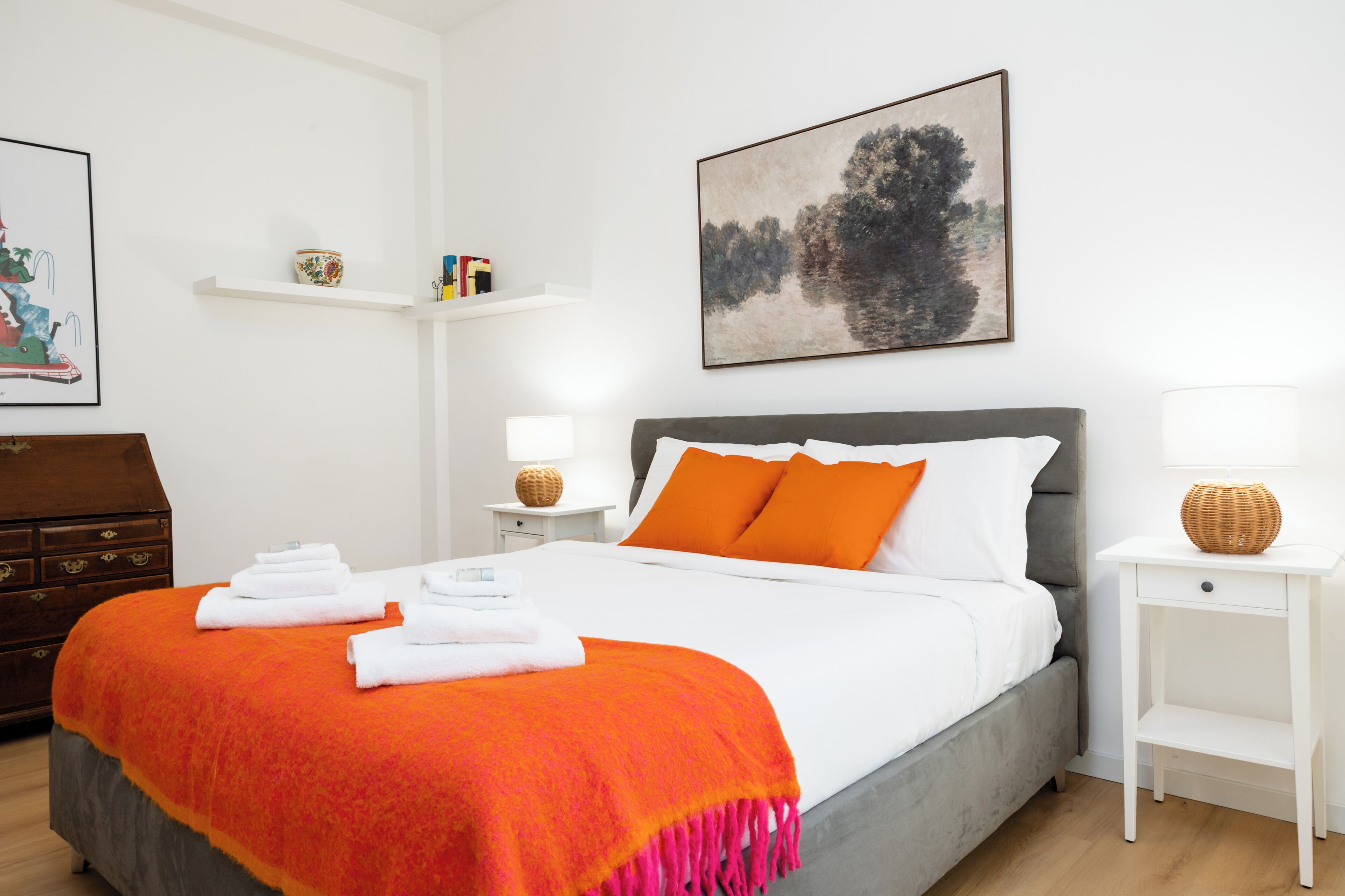 Apartment (2 Bedrooms) | 2 bedrooms, iron/ironing board, cribs (free), bed sheets