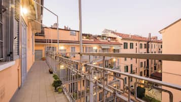 Apartment (1 Bedroom) | Interior