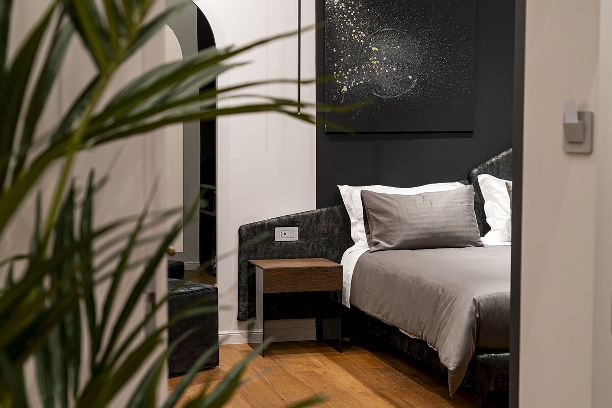 Double Room, Balcony | 1 bedroom, iron/ironing board, bed sheets