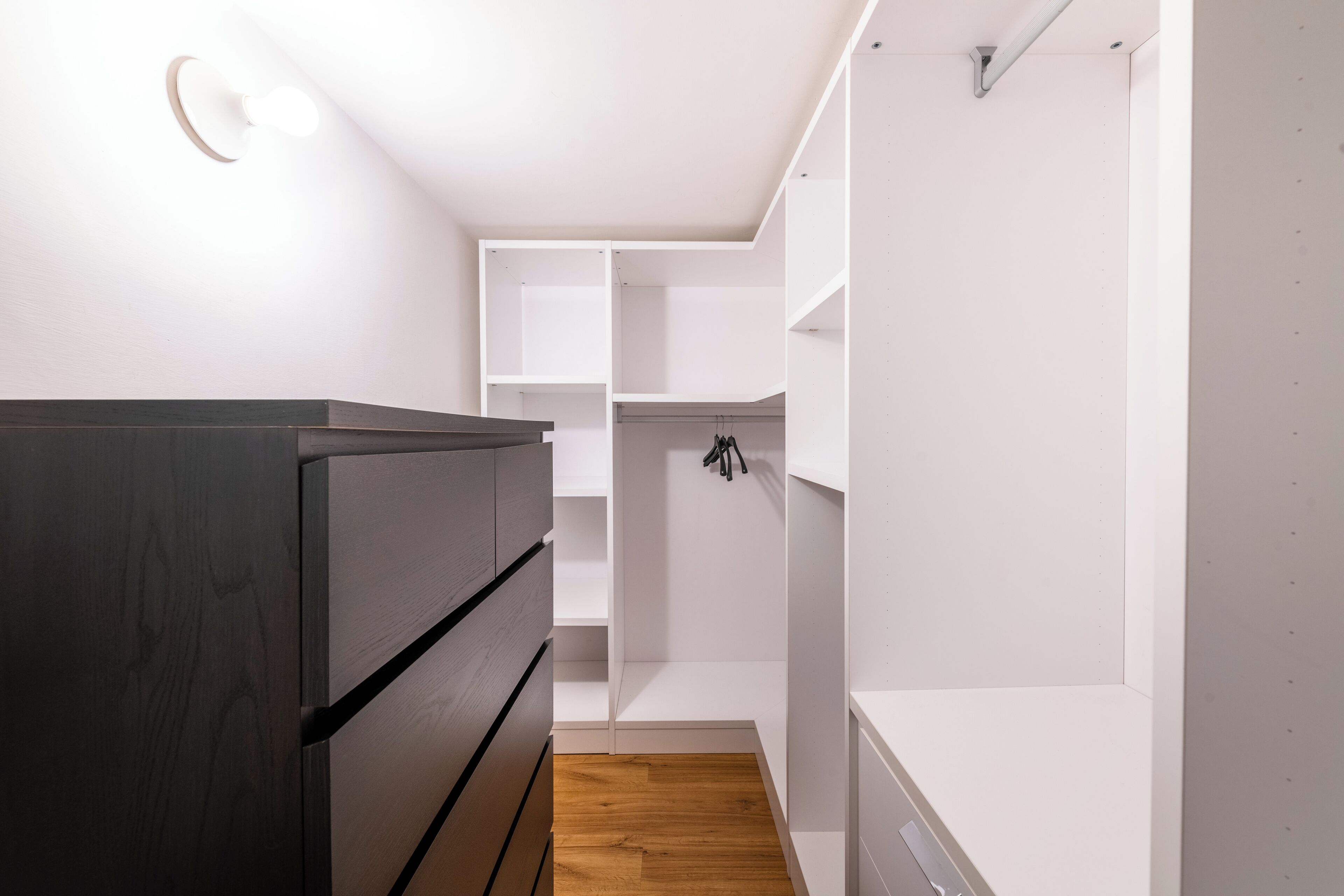 Apartment (3 Bedrooms) | 3 bedrooms, laptop workspace, iron/ironing board, bed sheets