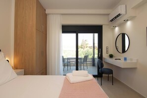 3 bedrooms, WiFi, bed sheets - Vacation villa with private pool in two villas complex (Agios Onoufrios)