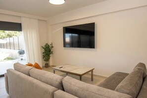 TV - Vacation villa with private pool in two villas complex (Agios Onoufrios)
