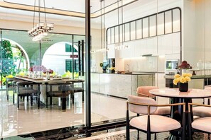 Building design - Title Legendary by Villacarte (Choeng Thale)