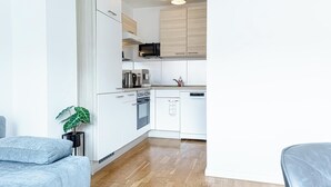 Basic Apartment | Private kitchen - Chic 1BR with 1LV Apt In Central Vienna (Vienna)