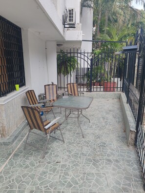Apartment, 1 Bedroom | Outdoor dining - Studio 3 Paisible 5 Minutes From El Rodadero Beach (Santa Marta)