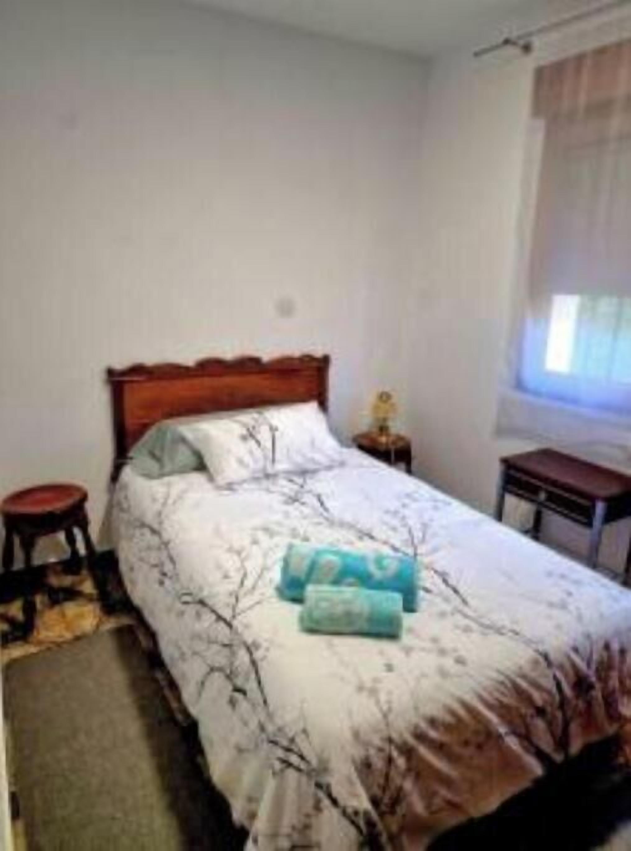 3 chambres, fer et planche à repasser, accès Internet