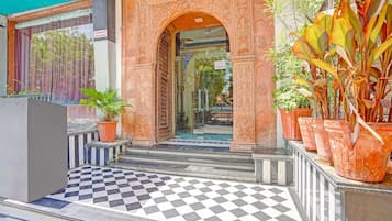 House | Reception