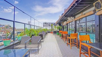 House | Dining