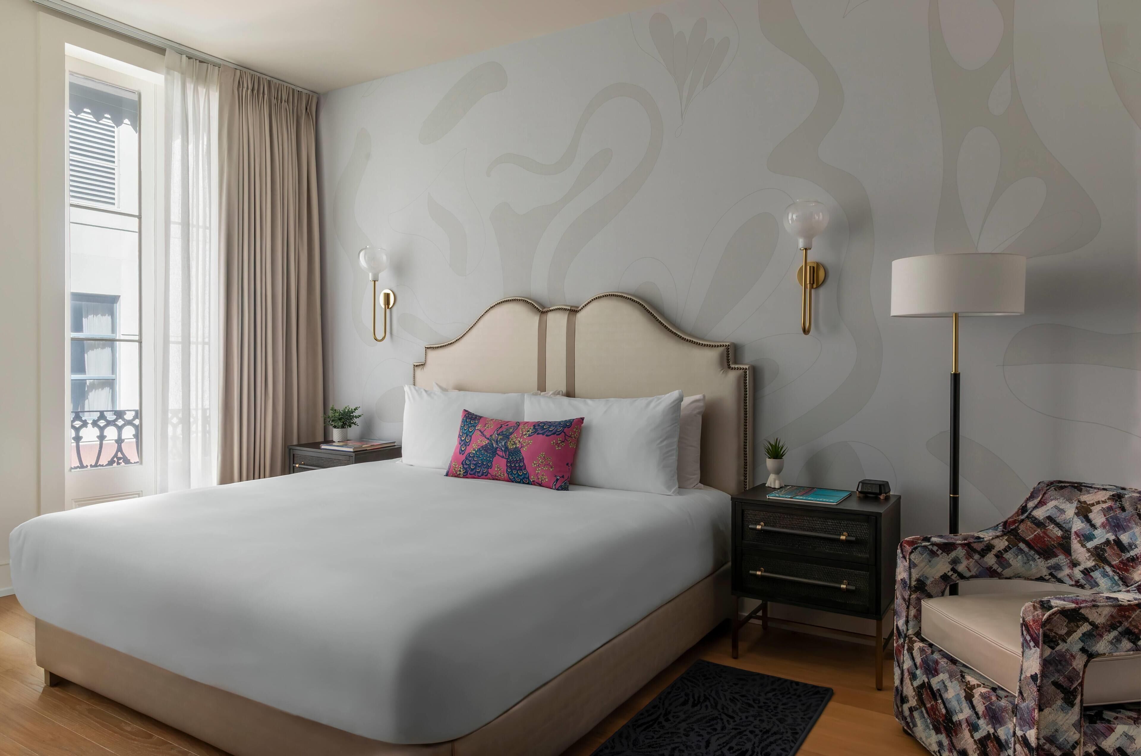 尊贵客房, 1 张特大床, 无烟房, 阳台