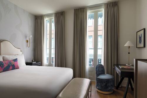 Deluxe-Zimmer, 1 King-Bett, Nichtraucher | Bettwäsche aus ägyptischer Baumwolle, hochwertige Bettwaren