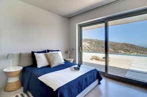 Room - Aetos Cave Villa | Sunset Sea Views, 2 Infinity Pools & Private Luxury Retreat (Mylopotas)