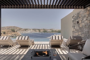 Terrace/patio - Infinity Edge Villa, an Elevated Private Stay (Agia Pelagia)