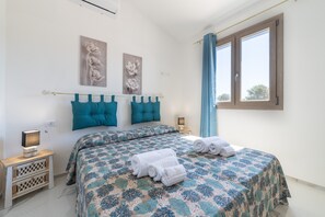 3 bedrooms, WiFi, bed sheets