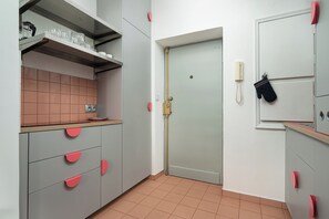 Studio Suite | Private kitchenette - RentPlanet - przy Placu Zbawiciela (Warszawa)