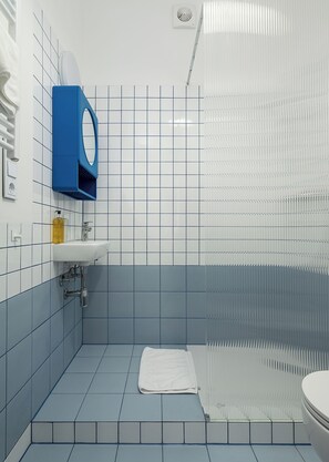 Studio Suite | Bathroom - RentPlanet - przy Placu Zbawiciela (Warsaw)