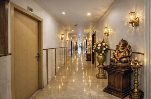 Interior - Hotel Diamond Inn-Near Delhi Airport (New Delhi)