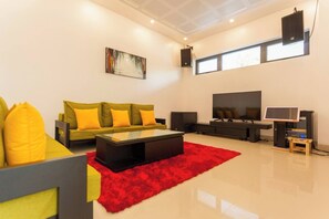 Villa, 5 camere da letto, accessibile ai disabili, fumatori | Soggiorno