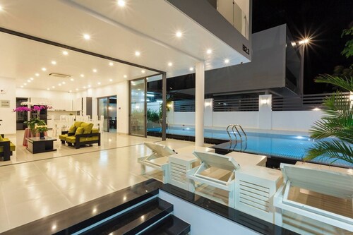 HS1 - Luxury Villa - Near Beach- Karaoke Room