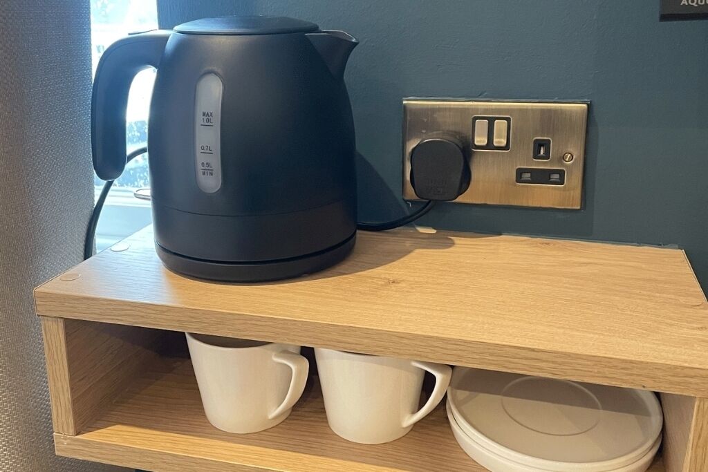 Standaard tweepersoonskamer | Koffie en/of koffiezetapparaat